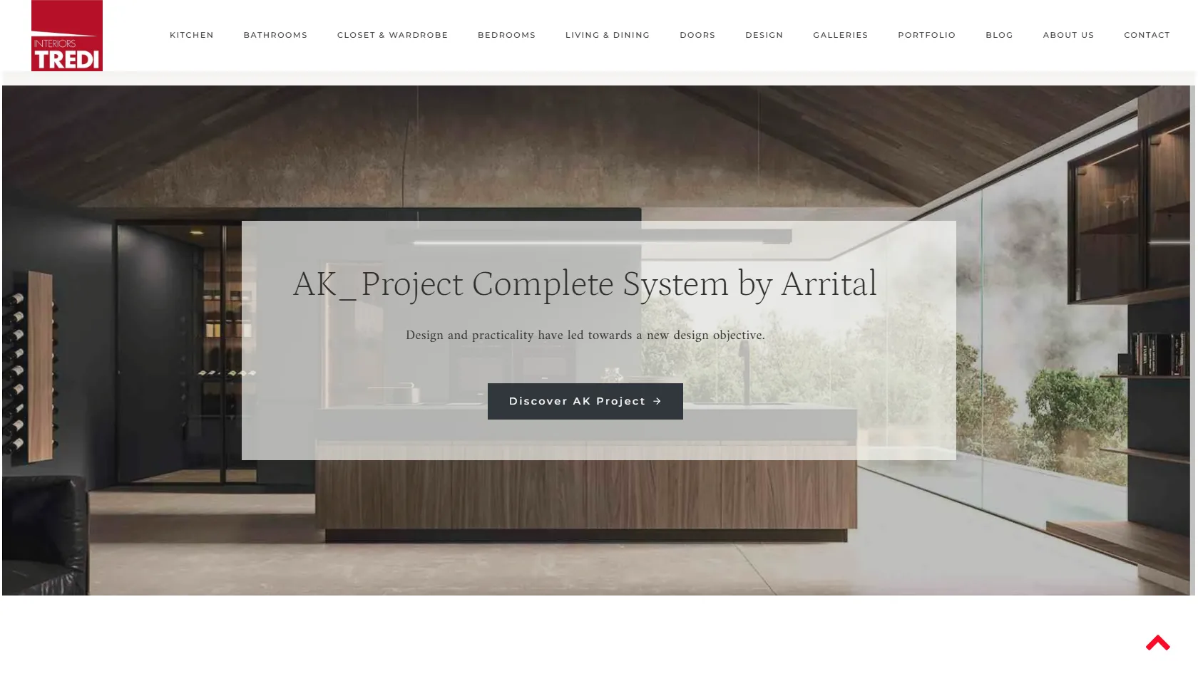 美國 Tredi Interiors 首頁，橫向選單 12 項，廚房實景大圖上疊半透明白框與 Discover AK Project 按鈕
